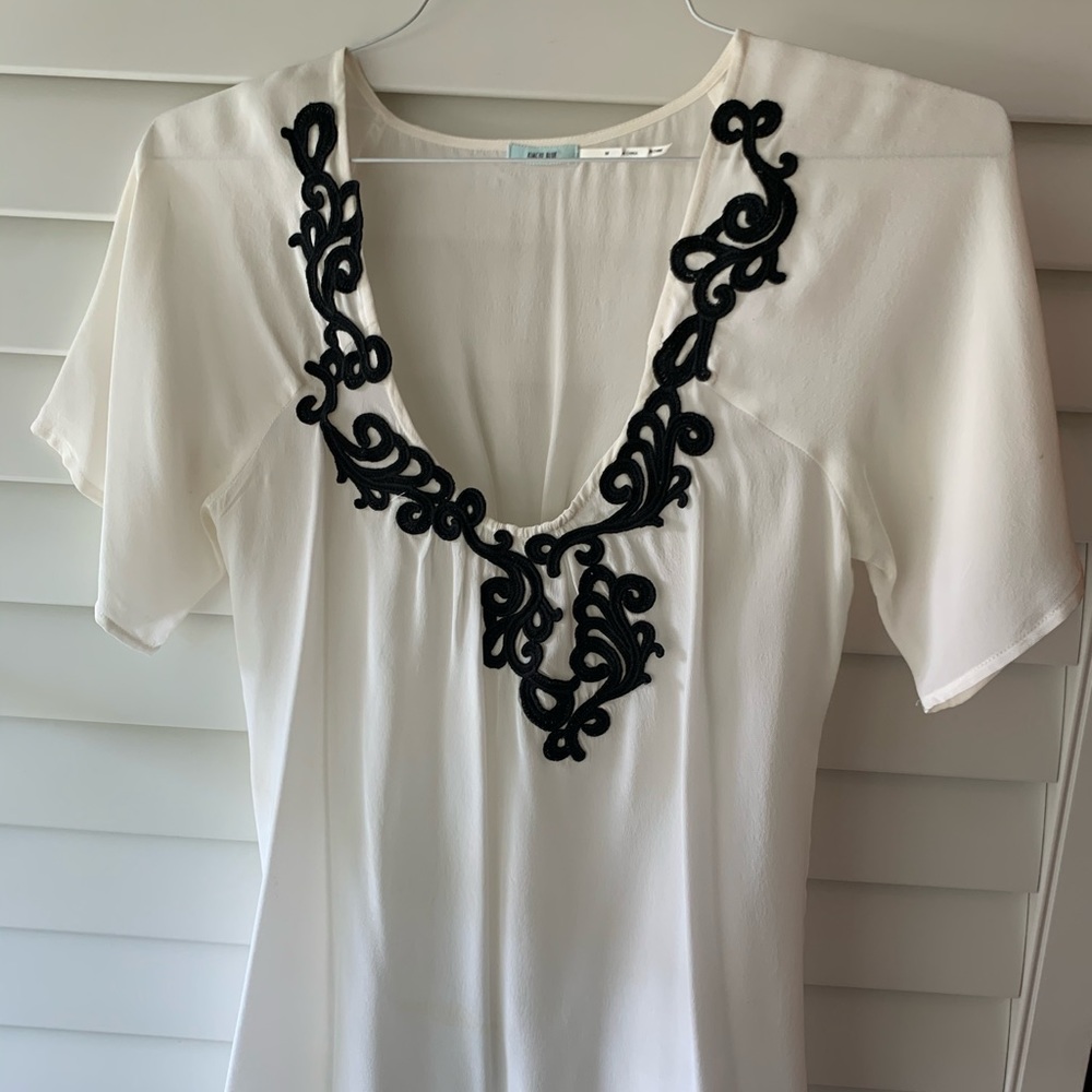 White blouse w/ black lace detail
